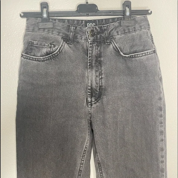 BDG Urban Outfitters Black High Rise Mushroom Embroidered Size 24 - Picture 4 of 7